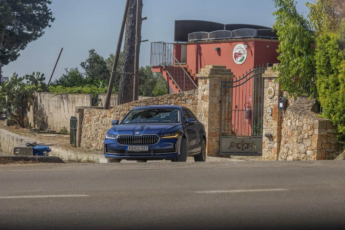 Rejtélyek a miniszterelnöki Škoda körül