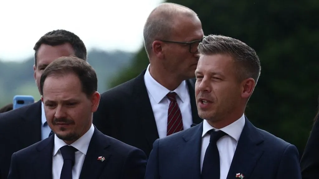 Új diplomáciai korszak: Magyar Péter lengyel és osztrák tárgyalásai a milliárdos uniós forrásokért