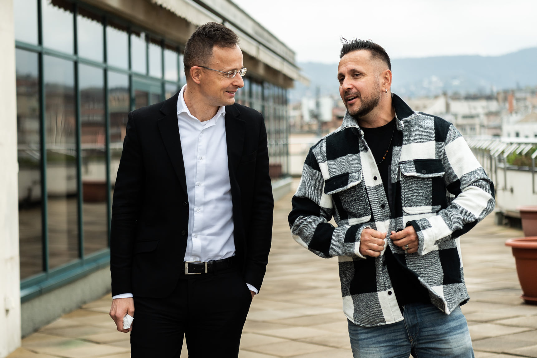 Dopeman megtaposta az áruló Majorost: „Elrappeled, hogyan lettél a Fidesz alatt ilyen NAGYON gazdag?”