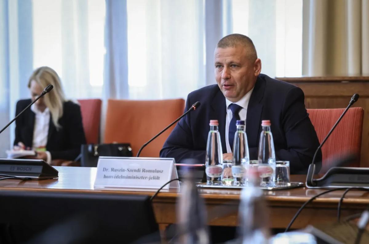 Tokatábornok felháborodva kérte ki magának és feljelent mindenkit: „ő nem hazaáruló”