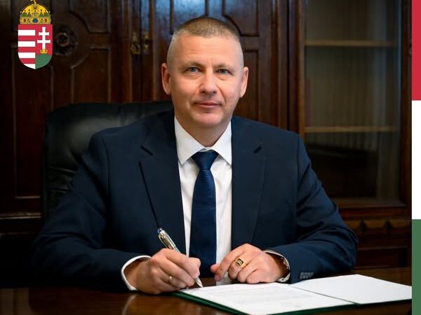 Átirányítják a forrásokat: A Hadtörténeti Múzeum felújítási milliárdjait laktanyákra költi a honvédelmi miniszter