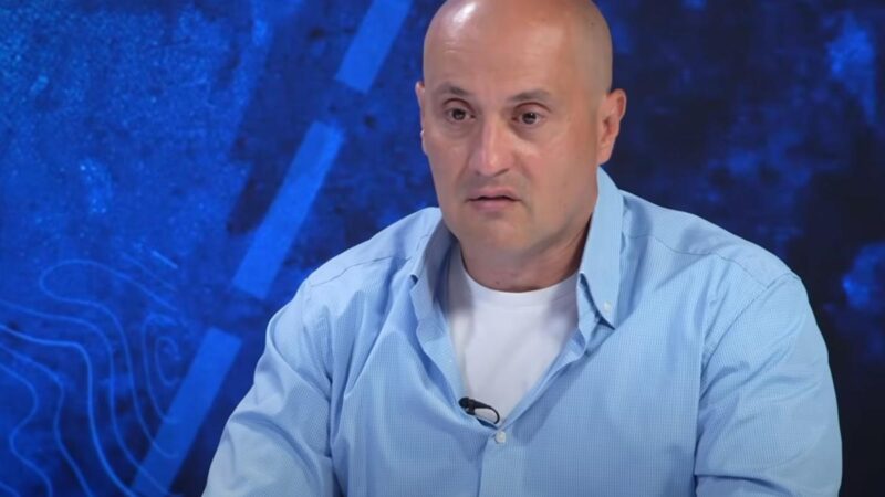 Kampányfőnökből kémfőnök? Tarjányi Péter súlyos figyelmeztetése a Tisza Párt kinevezéséről