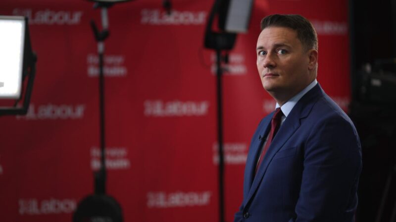 Visszacsinálná a Brexitet a brit kormányfő kihívója, Wes Streeting