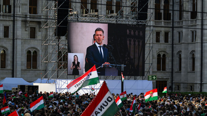 A szolidaritásról nem csak beszélni kell