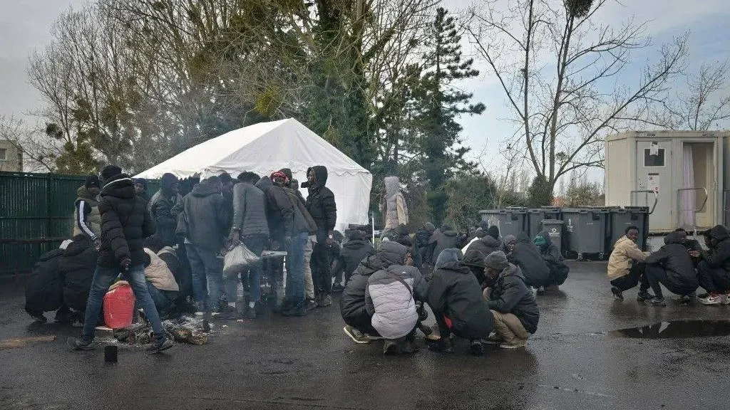 Brüsszel további lépéseket sürget a migrációs paktum teljes körű végrehajtásához