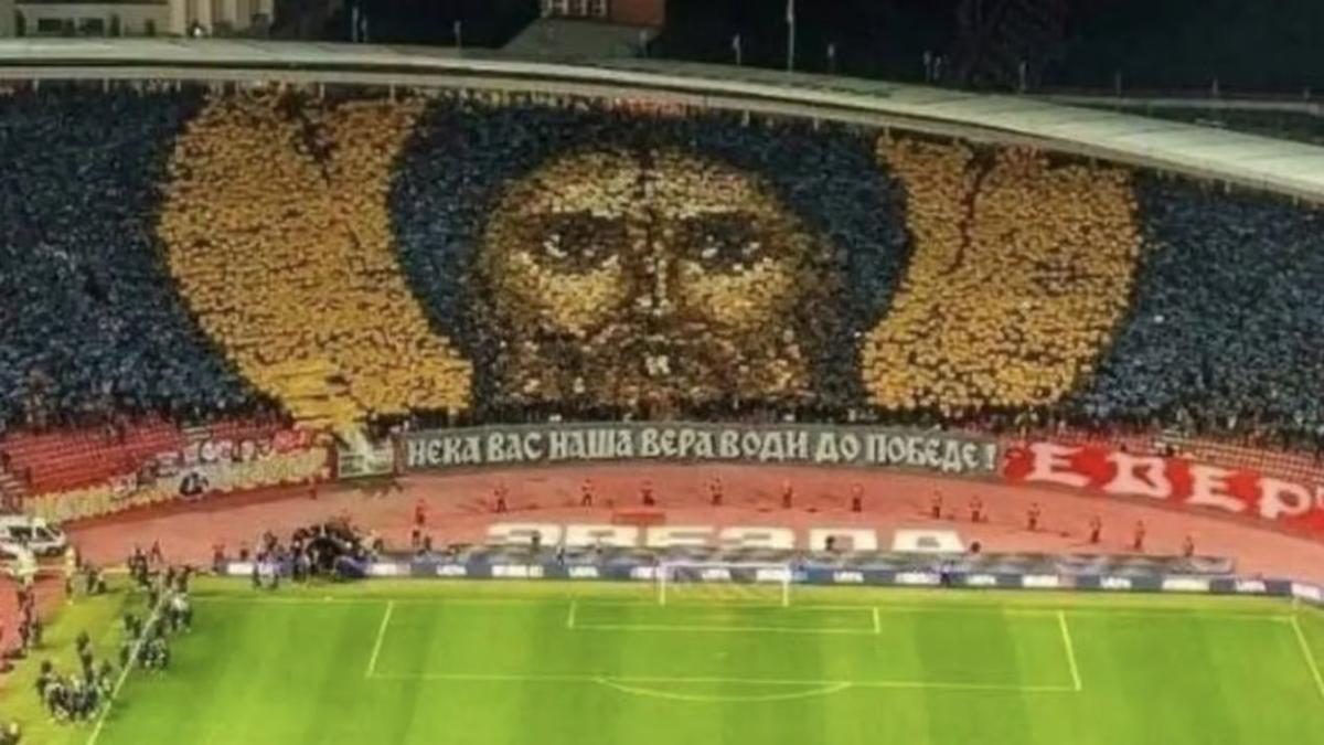 Vallási szimbólum a lelátón: Rekordbírságot szabott ki az UEFA a Jézus-koreográfia miatt