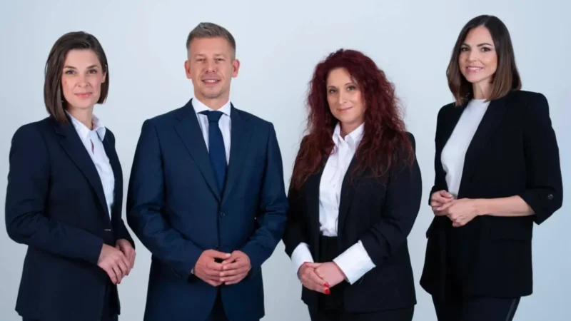 Új korszak a kormányzati kommunikációban: Az RTL-től és az ATV-től érkeznek Magyar Péter szóvivői