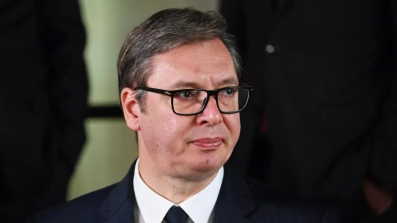 Hamburgi bírósági ítélet: Nem hozható összefüggésbe Vucic a szarajevói civilek megölésével