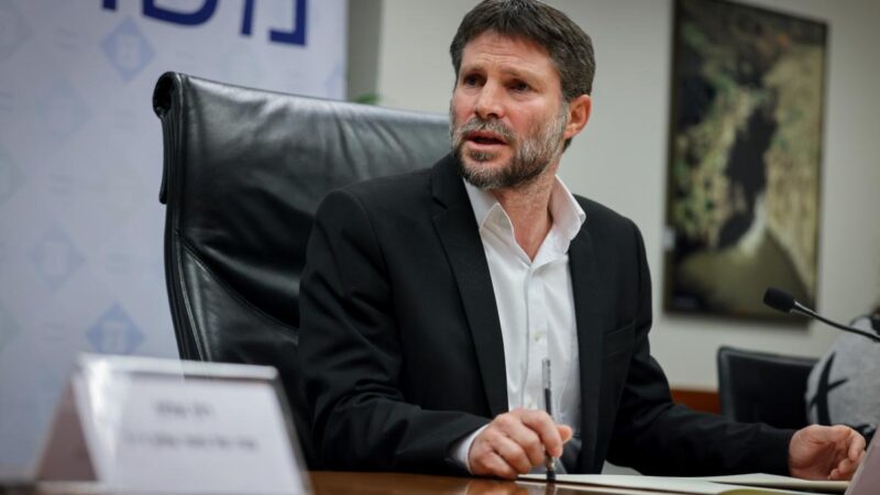 Újabb izraeli miniszter került tiltólistára: Becalel Szmotricsot is kitiltotta Franciaország