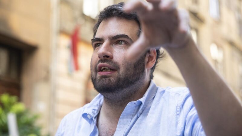 Durva adok-kapok a neten: Jámbor András szerint a Fidesz képtelen kilépni a gyűlölet ringlispíljéből
