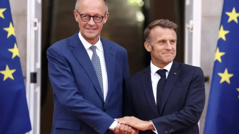 Új utakon az unió: Macron és Merz felgyorsítaná az EU-bővítést