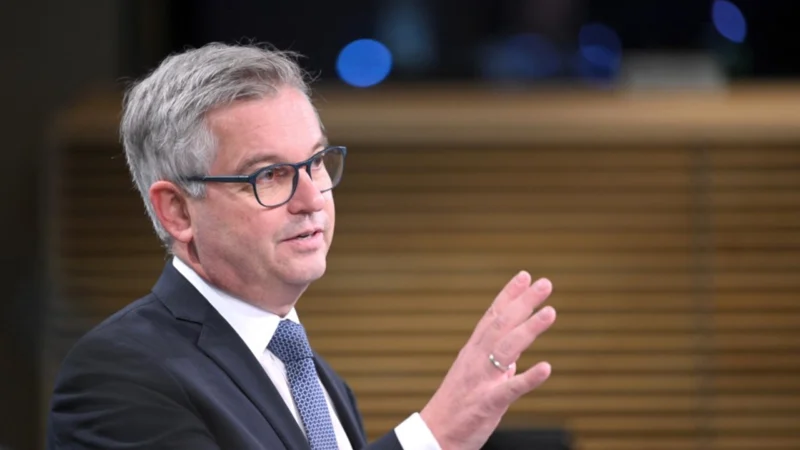 Korlátoznák az ukrán hadköteles férfiak védelmét az EU-ban