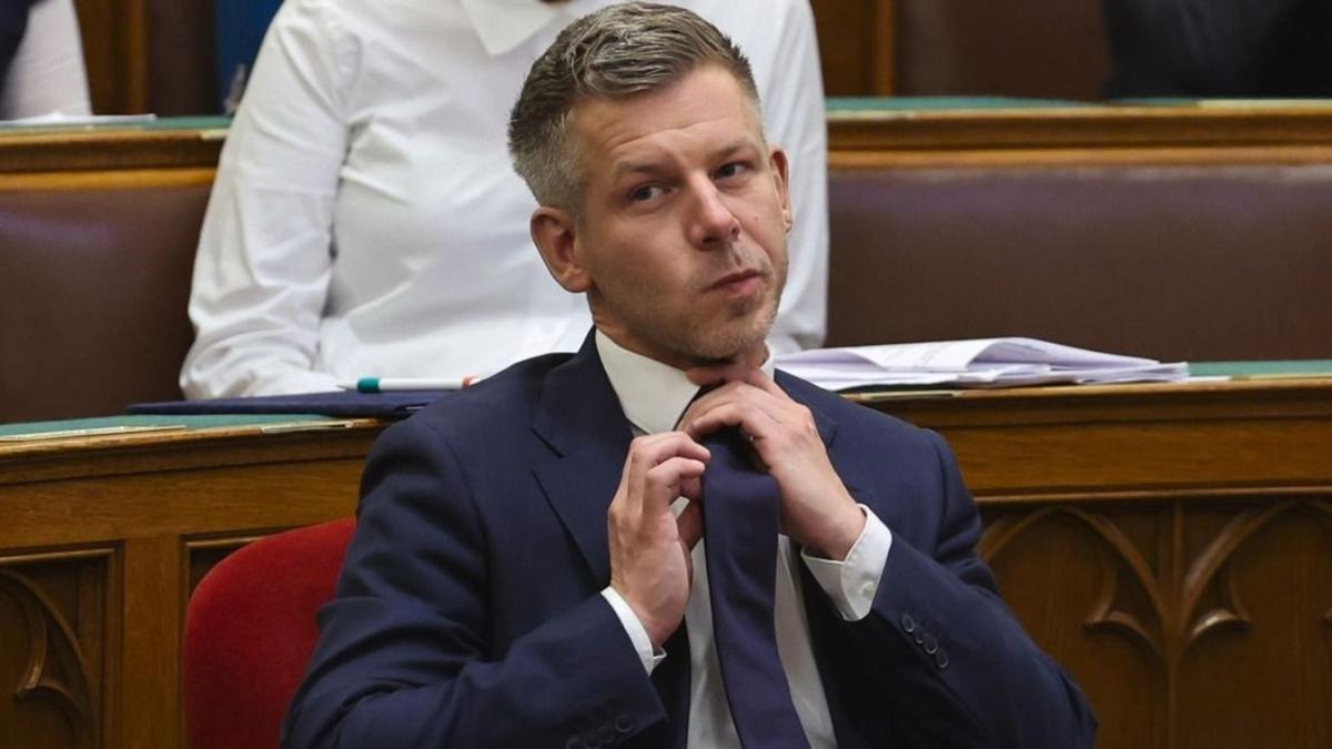 Facebook-kormányzás a valóság ellen: Spanyolország vitte el az MG 71 milliárdos beruházását