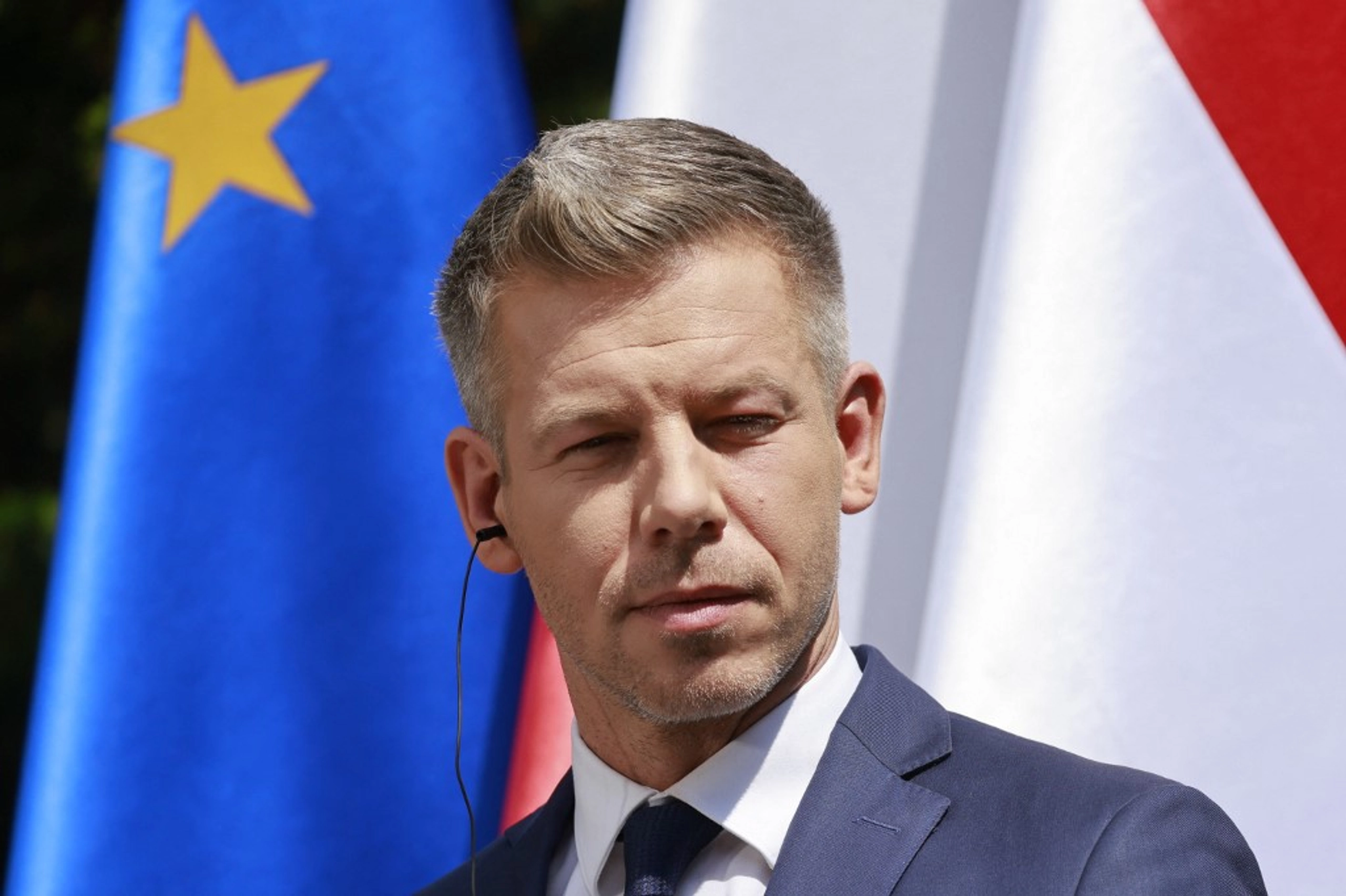Áttörés Brüsszelben: Magyarország feloldotta az ukrán katonai támogatás vétóját