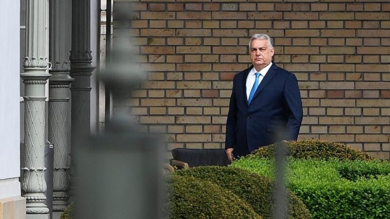 Háttérbe vonult, de Brüsszelt mégis lázban tartja: Orbán Viktor nemzetközi hálózattal építi az EU-s ellenzéket
