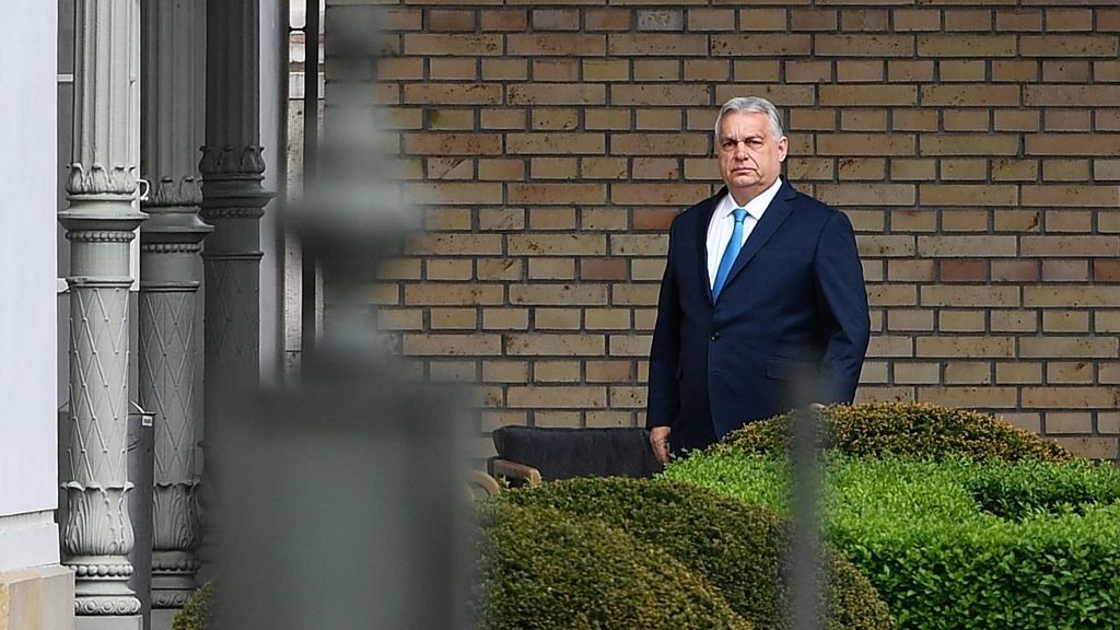 Háttérbe vonult, de Brüsszelt mégis lázban tartja: Orbán Viktor nemzetközi hálózattal építi az EU-s ellenzéket