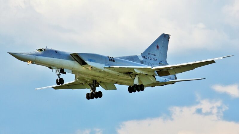 Katasztrófa Szibériában: Kiképzés közben zuhant le egy orosz Tu-22M3-as stratégiai bombázó