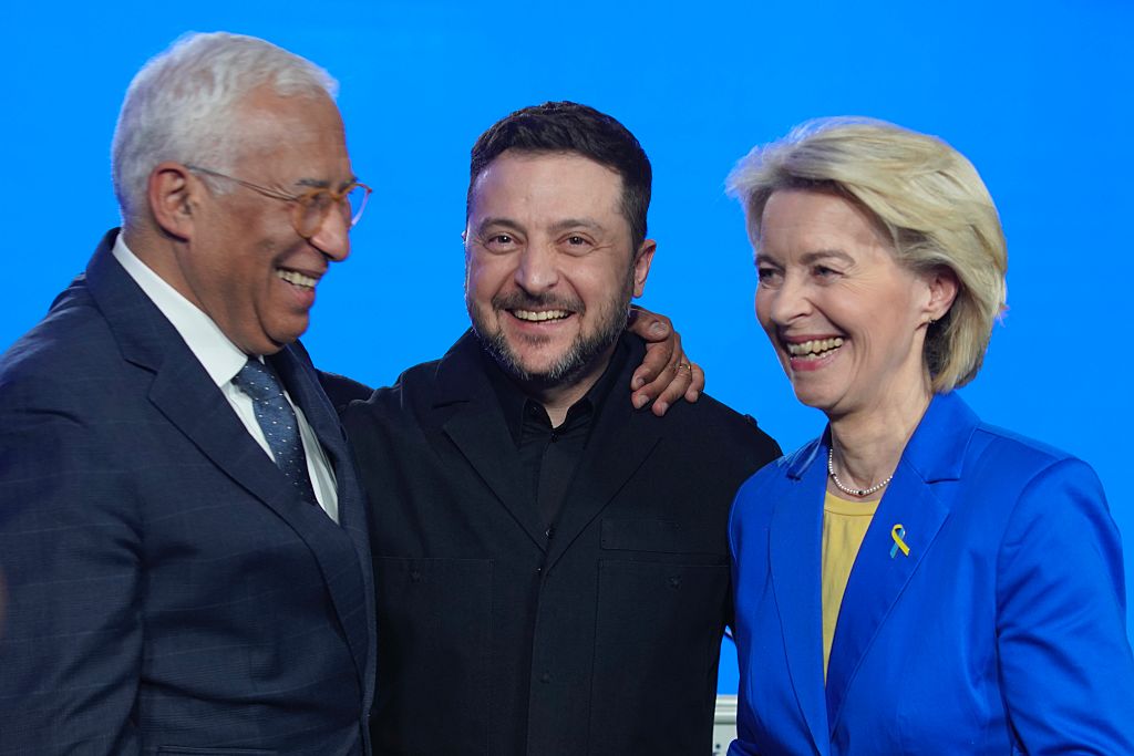 Euractiv: Franciaország és Hollandia fékezi Ukrajna gyorsított uniós csatlakozását