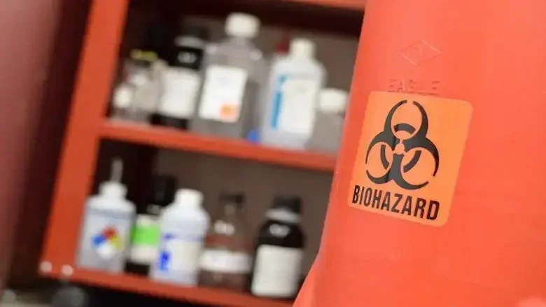 Amerikai finanszírozású kutatások: Halálos vírusok Ukrajnában