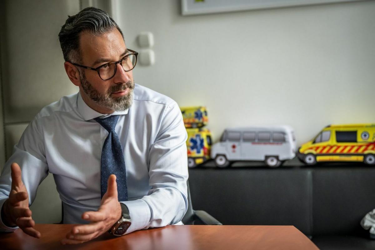 Megújulás az OMSZ élén: Távozik Csató Gábor, Constantinovits Miklós az új megbízott főigazgató