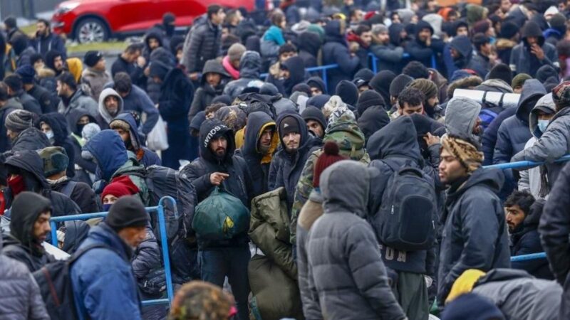 Milliárdos terhek a láthatáron: kiderült, ennyibe kerülne az adófizetőknek a Magyarországra kényszerített óriás-migránstábor