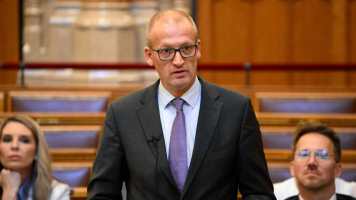 Nemzeti Levéltár: Tarr Zoltán leváltotta a főigazgatót
