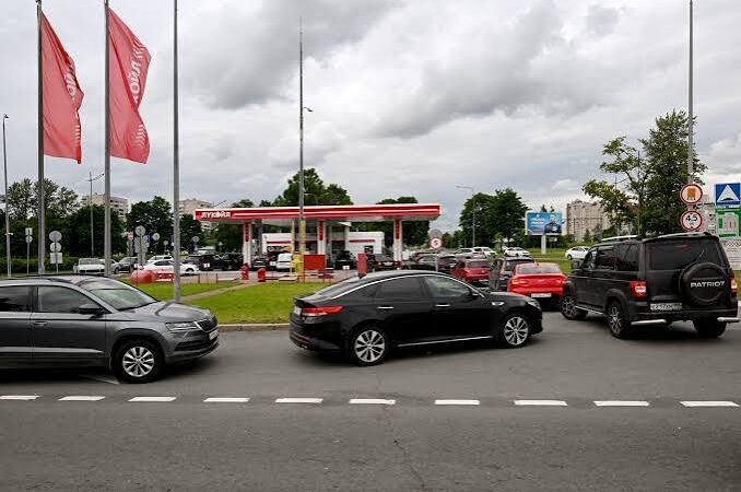 Orosz üzemanyagválság: mit jelent Európának, ha a világ egyik legnagyobb olajtermelője benzint importál